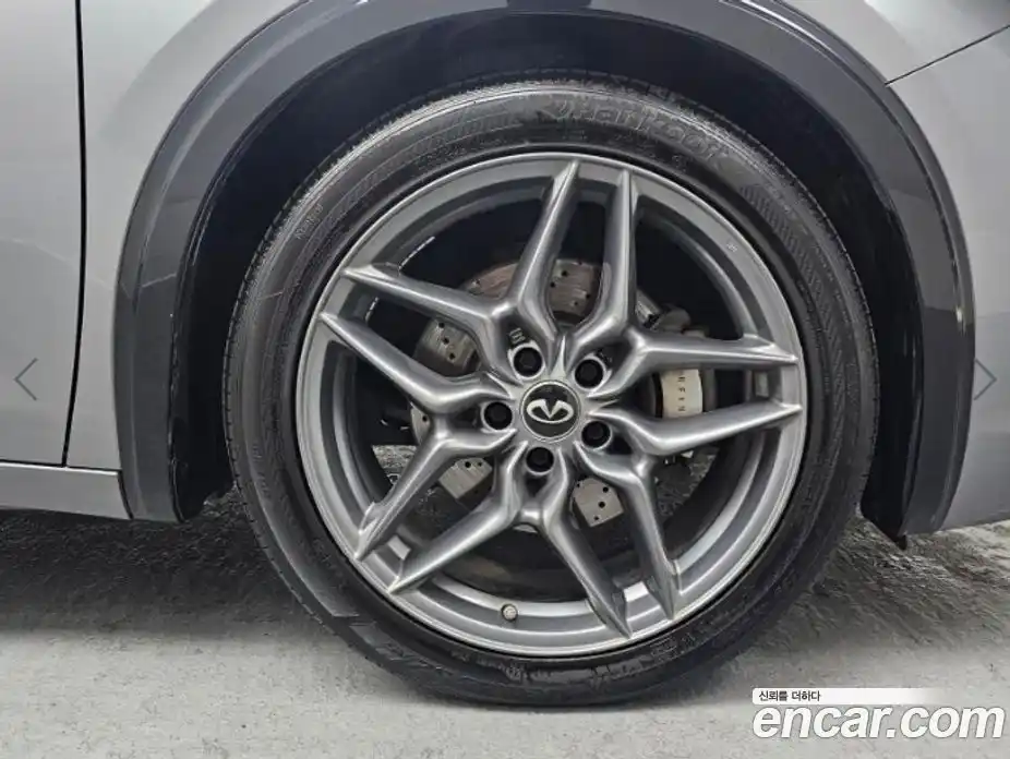 Infiniti Q30 2017 2.0 Автомат в Москве № 258965, фото 5