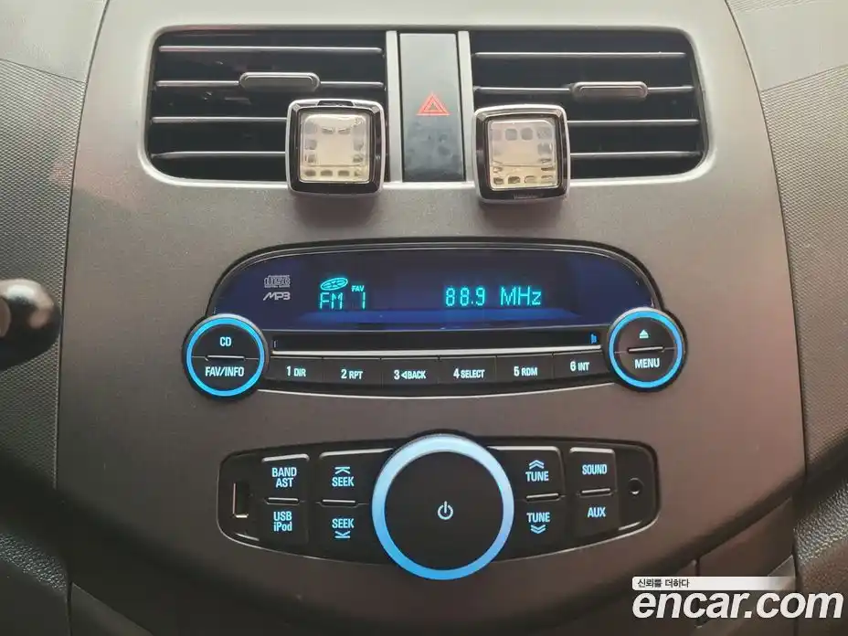 Chevrolet Spark 2012 1.0 Автомат в Москве № 264048, фото 16