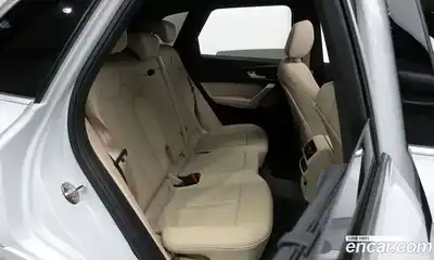 Audi Q5 2023 2.0 Автомат в Москве № 266301, миниатюра 10