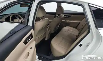 Nissan Altima 2016 2.5 Автомат в Москве № 284975, миниатюра 12