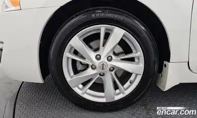 Nissan Altima 2016 2.5 Автомат в Москве № 284975, миниатюра 2