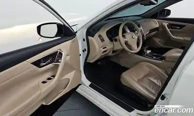 Nissan Altima 2016 2.5 Автомат в Москве № 284975, миниатюра 3