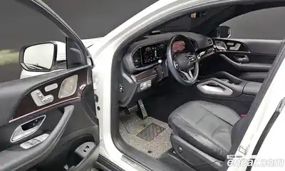 Mercedes-Benz GLE-Class 2023 2.9 Автомат в Москве № 287071, миниатюра 8