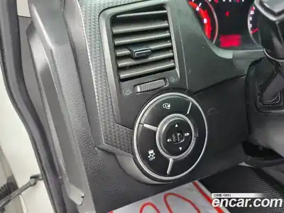 SsangYong Korando 2016 2.0 Автомат в Москве № 28873, миниатюра 10