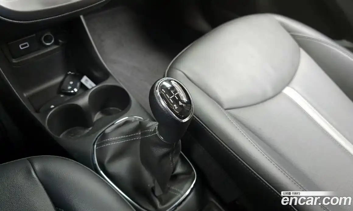 Chevrolet Spark 2022 1.0 Механическая в Москве № 289278, фото 17