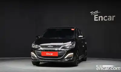 Chevrolet Spark 2022 1.0 Механическая в Москве № 289278, миниатюра 3