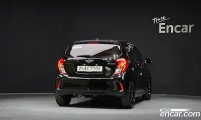 Chevrolet Spark 2022 1.0 Механическая в Москве № 289278, миниатюра 4