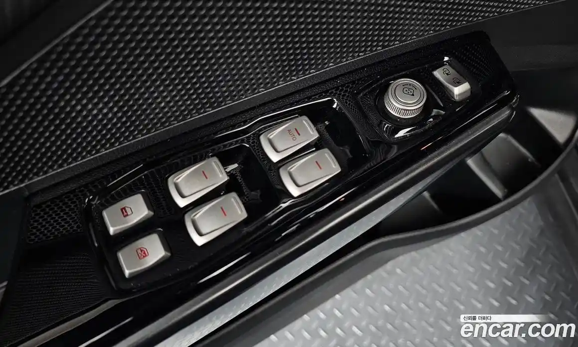 SsangYong TIBOLI 2018 1.6 Автомат в Москве № 31059, фото 10