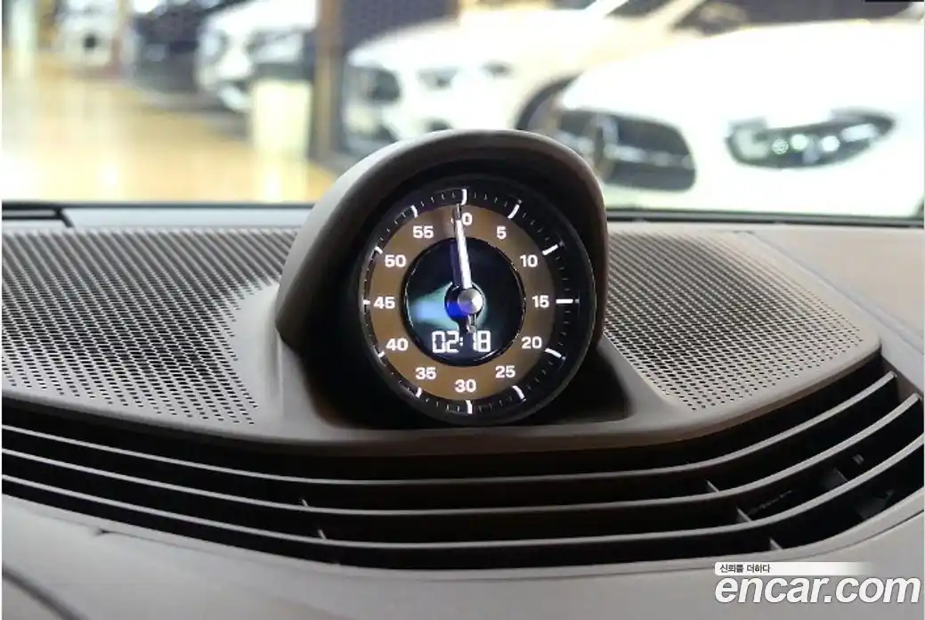 Porsche Taycan 2025 0.7 Автомат в Москве № 314849, фото 14