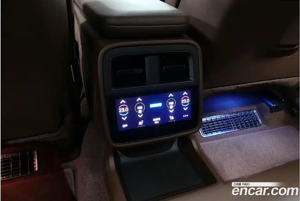 Porsche Taycan 2025 0.7 Автомат в Москве № 314849, фото 16