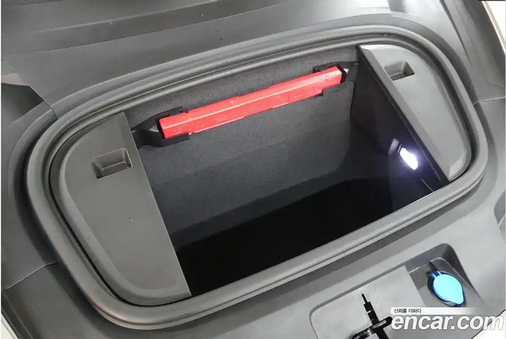 Porsche Taycan 2025 0.7 Автомат в Москве № 314849, фото 19