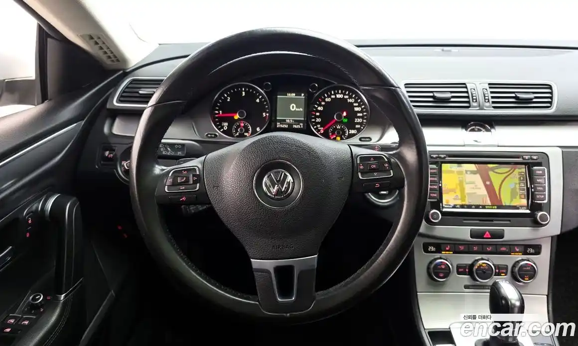 Volkswagen CC 2013 2.0 Автомат в Москве № 318047, фото 14