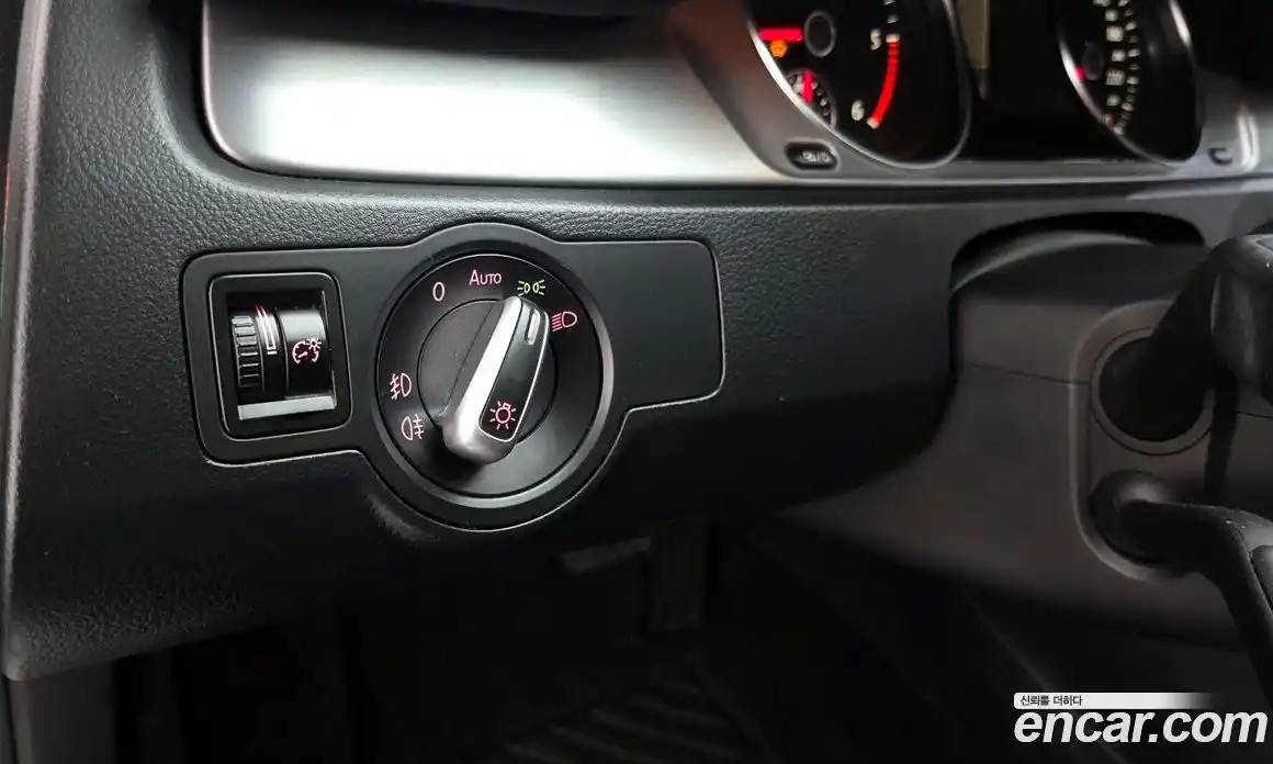 Volkswagen CC 2013 2.0 Автомат в Москве № 318047, фото 9