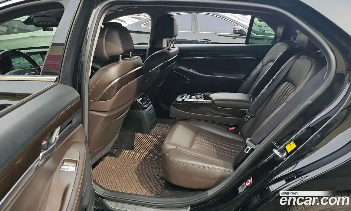 Genesis EQ900 2016 3.3 Автомат в Москве № 322979, фото 18