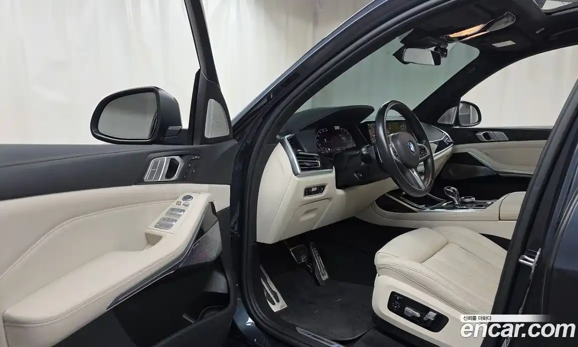 BMW X7 2022 3.0 Автомат в Москве № 330973, фото 17