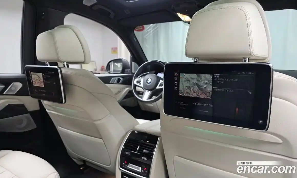 BMW X7 2022 3.0 Автомат в Москве № 330973, фото 3