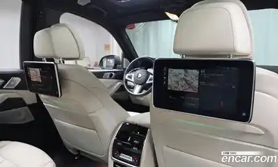 BMW X7 2022 3.0 Автомат в Москве № 330973, миниатюра 3