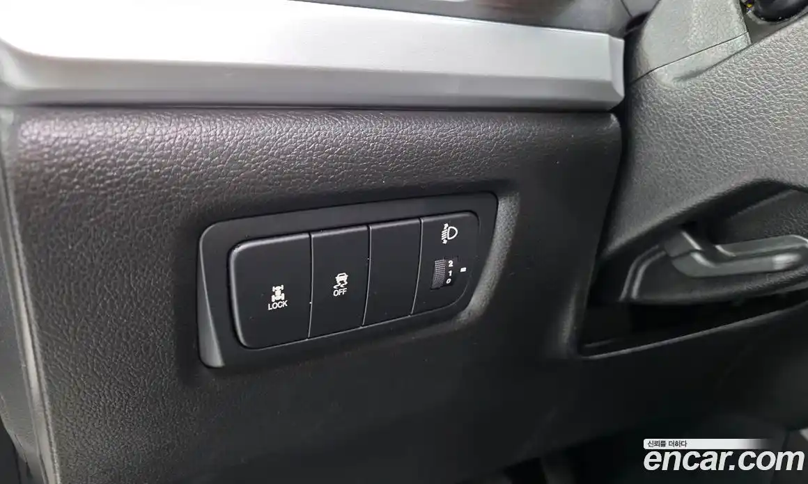 SsangYong Korando 2015 2.0 Автомат в Москве № 33303, фото 15