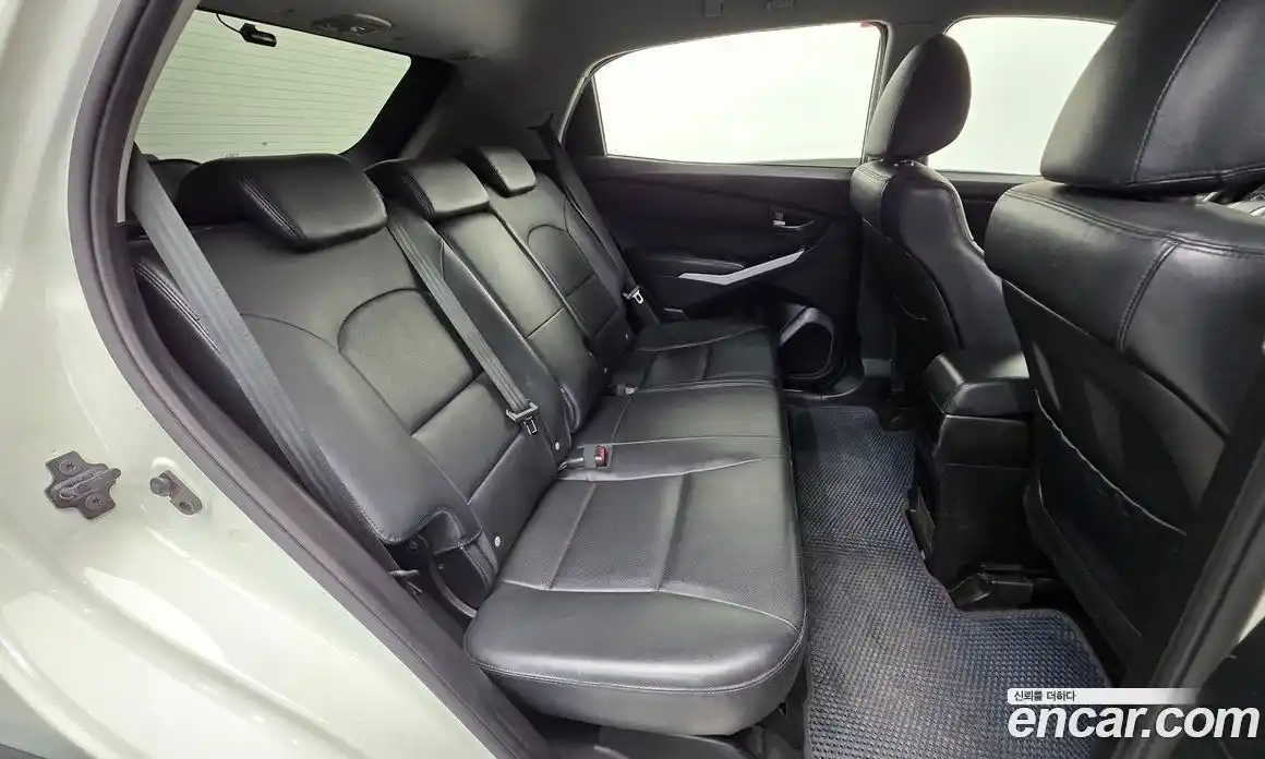 SsangYong Korando 2015 2.0 Автомат в Москве № 33303, фото 8