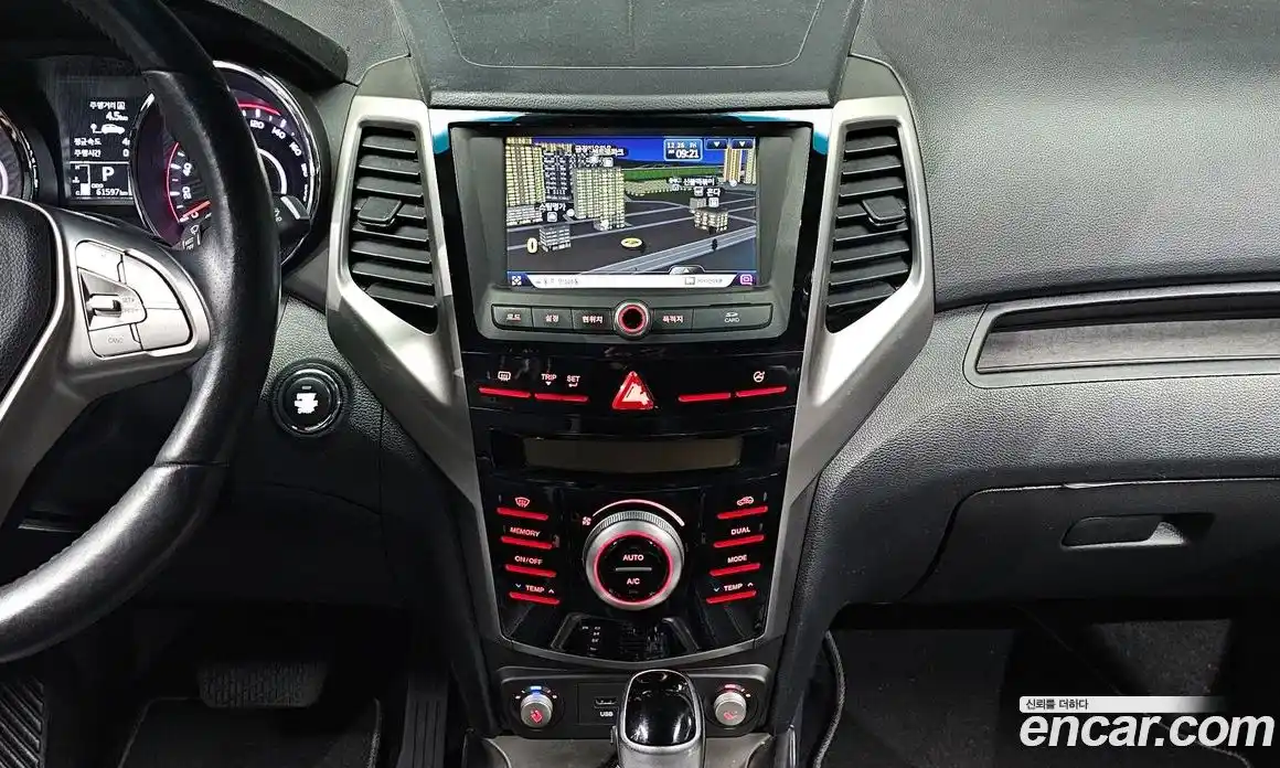 SsangYong TIBOLI 2016 1.6 Автомат в Москве № 33724, фото 1