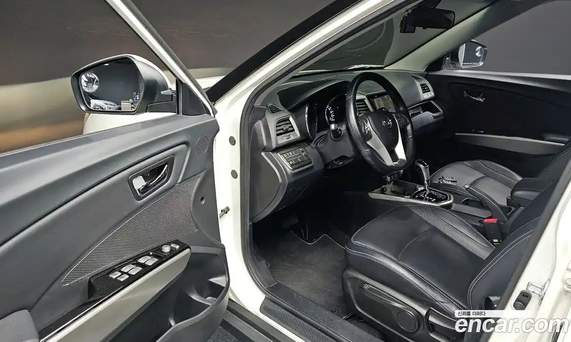 SsangYong TIBOLI 2016 1.6 Автомат в Москве № 33724, фото 11