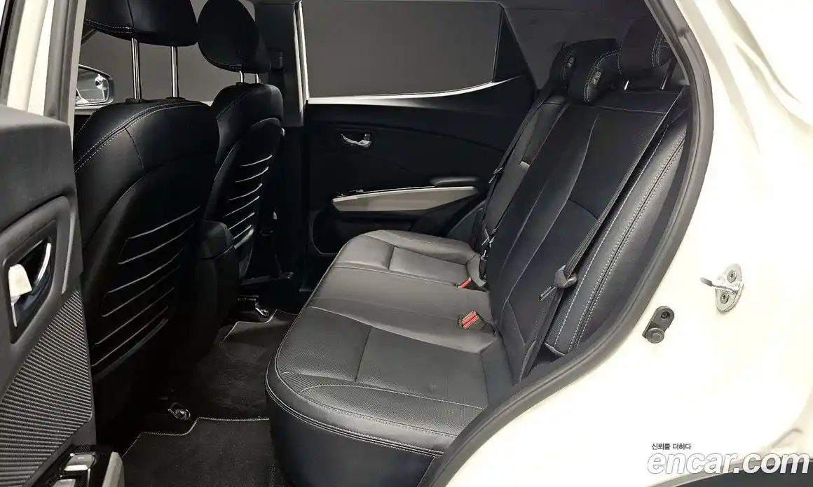 SsangYong TIBOLI 2016 1.6 Автомат в Москве № 33724, фото 15