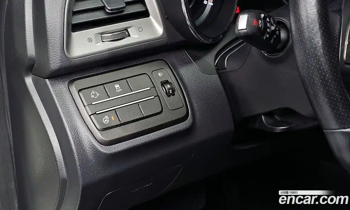 SsangYong TIBOLI 2016 1.6 Автомат в Москве № 33724, фото 16