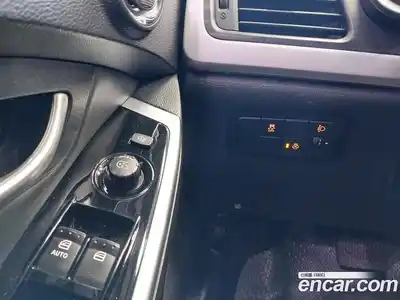 SsangYong Korando 2015 2.0 Автомат в Москве № 34372, миниатюра 11