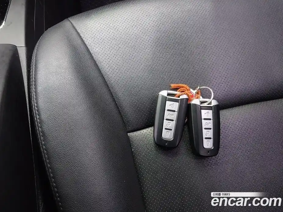 SsangYong Korando 2015 2.0 Автомат в Москве № 34372, фото 16