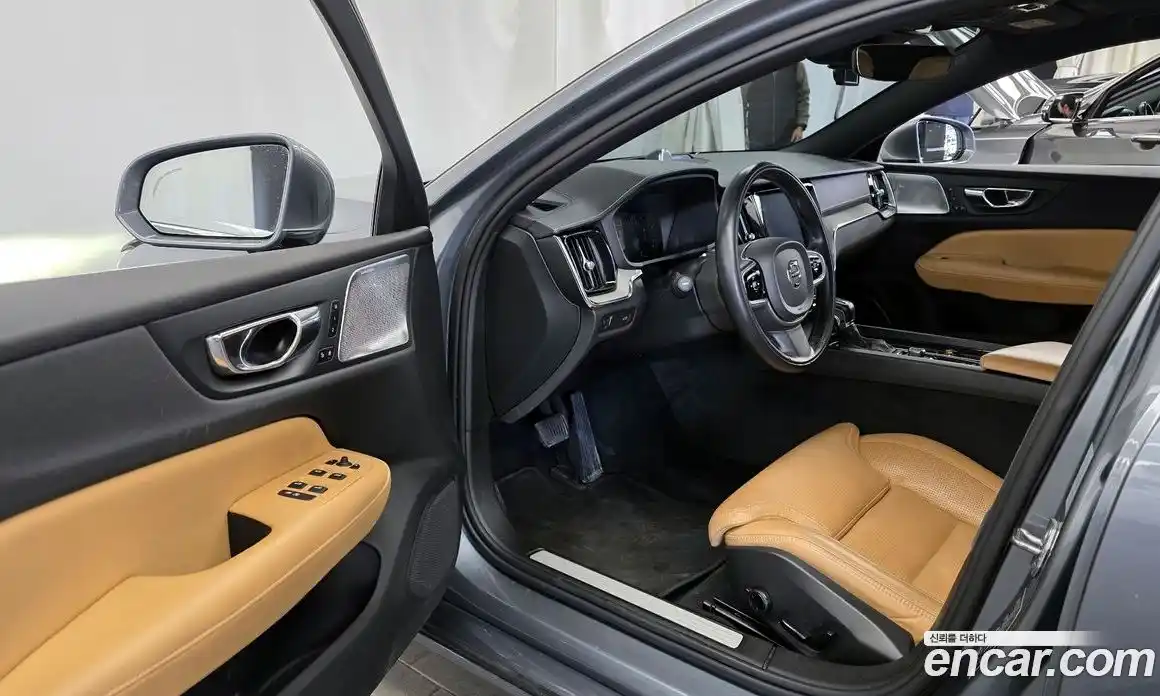 Volvo S60 2020 2.0 Автомат в Москве № 344193, фото 4