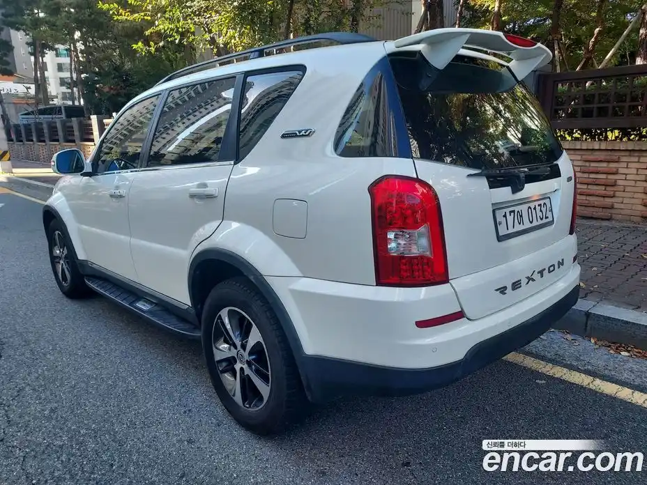 SsangYong Rexton 2016 2.2 Автомат в Москве № 35570, фото 7