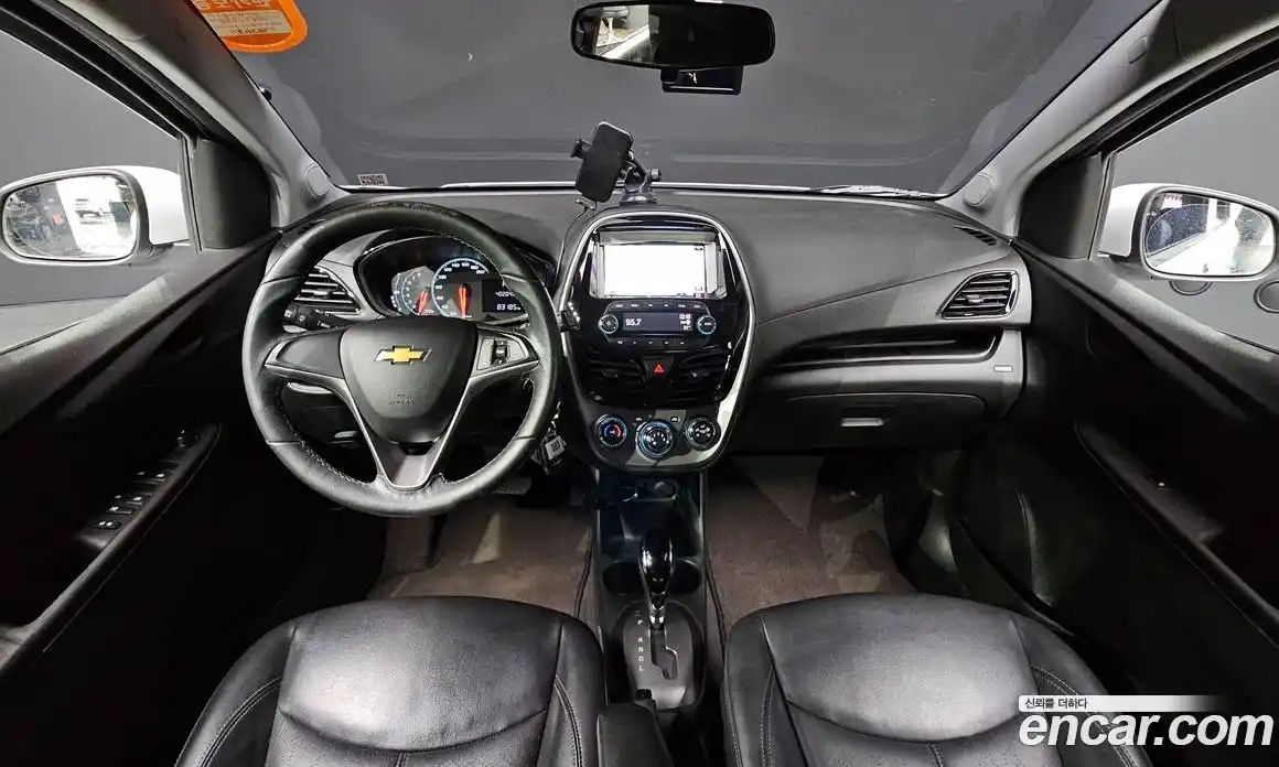 Chevrolet Spark 2016 1.0 Автомат в Москве № 37469, фото 10