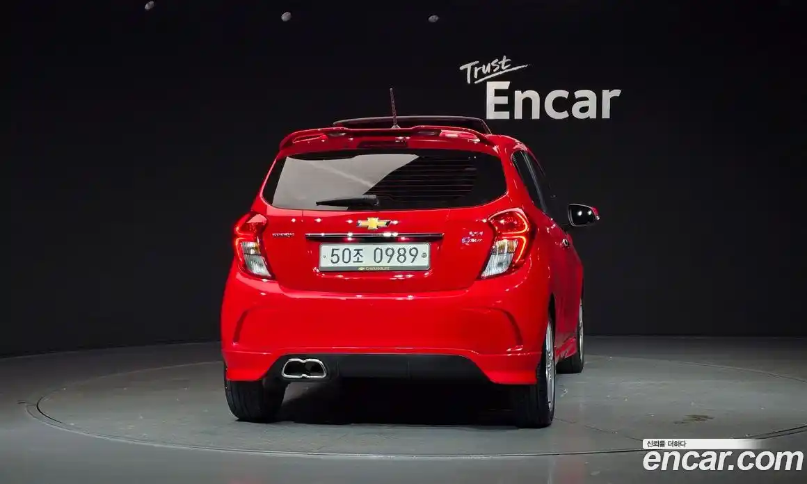 Chevrolet Spark 2016 1.0 Автомат в Москве № 37849, фото 20