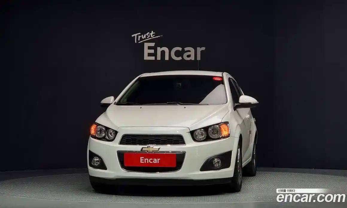 Chevrolet Aveo 2015 1.4 Автомат в Москве № 37963, фото 10