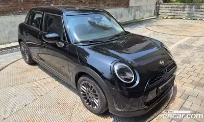 Mini Cooper, 2025