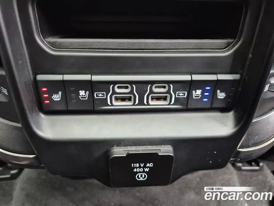 Dodge Ram Pick Up 2021 5.7 Автомат в Москве № 384496, фото 15