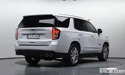 Chevrolet Tahoe 2023 6.2 Автомат в Москве № 38555, миниатюра 2