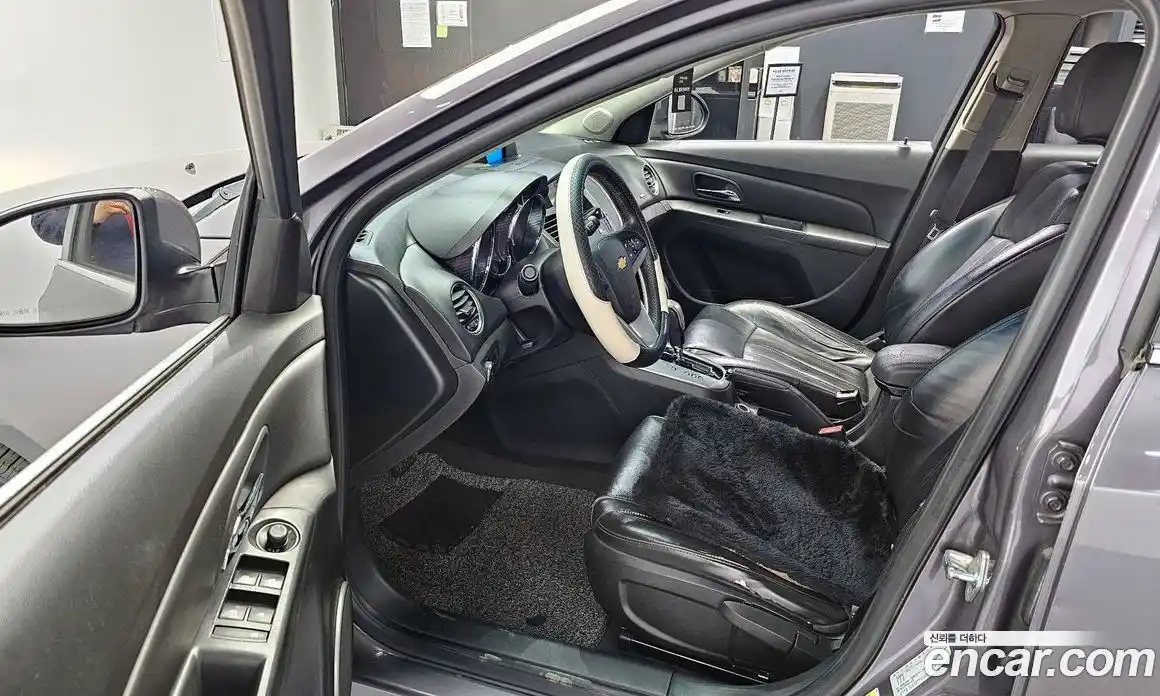 Chevrolet Cruze 2011 1.8 Автомат в Москве № 38979, фото 11