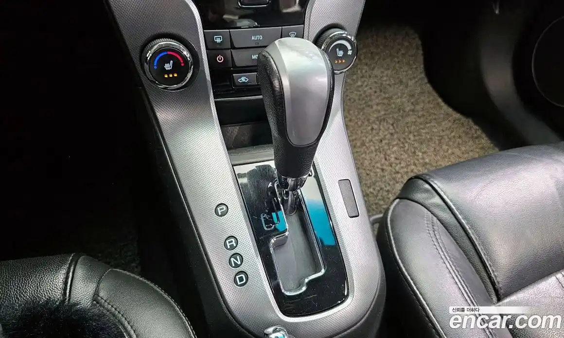 Chevrolet Cruze 2011 1.8 Автомат в Москве № 38979, фото 13