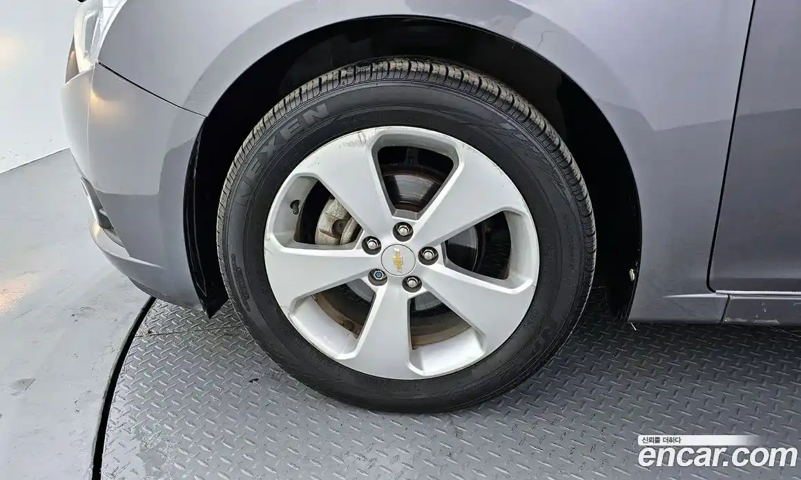 Chevrolet Cruze 2011 1.8 Автомат в Москве № 38979, фото 14