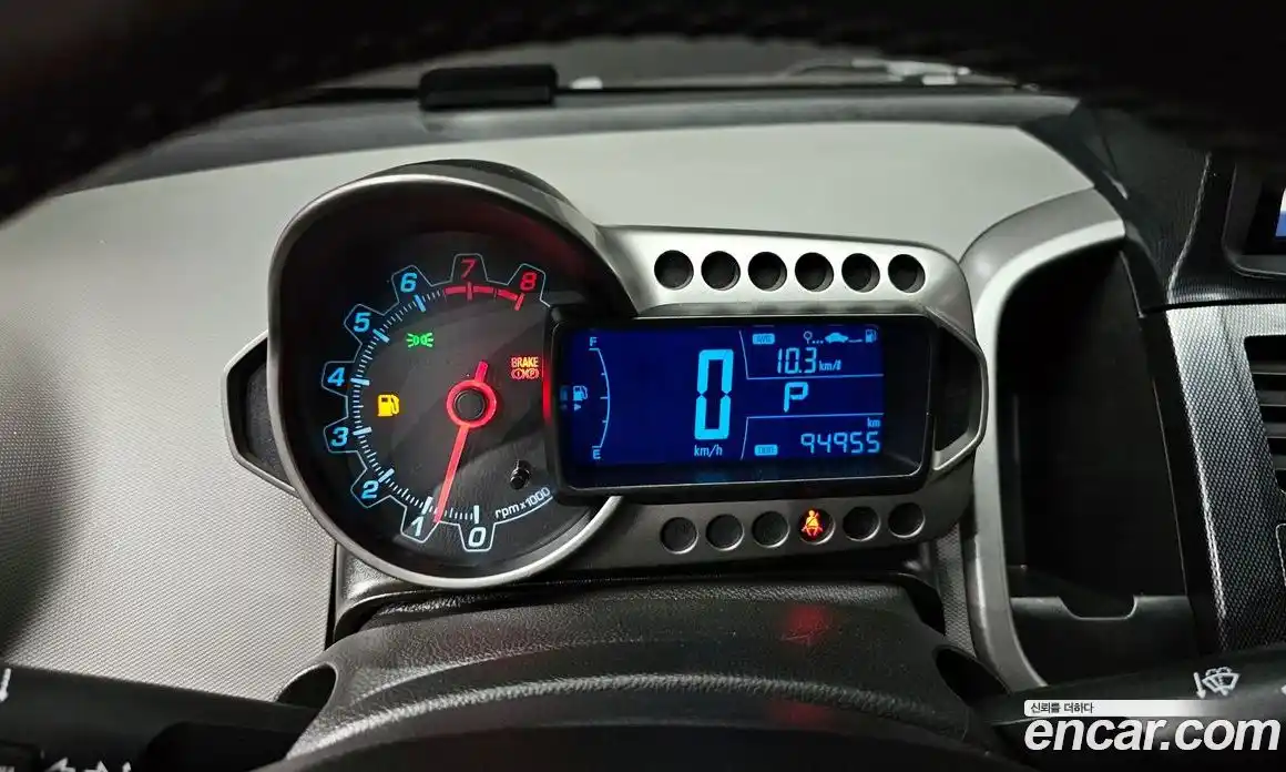 Chevrolet Aveo 2015 1.4 Автомат в Москве № 39788, фото 20