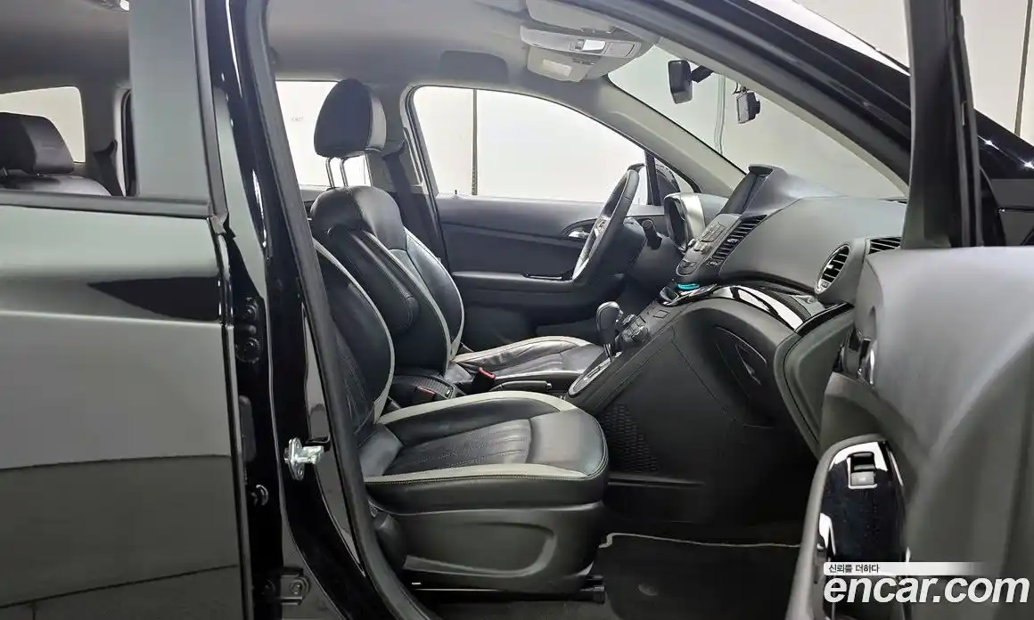 Chevrolet Orlando 2017 2.0 Автомат в Москве № 40898, фото 14