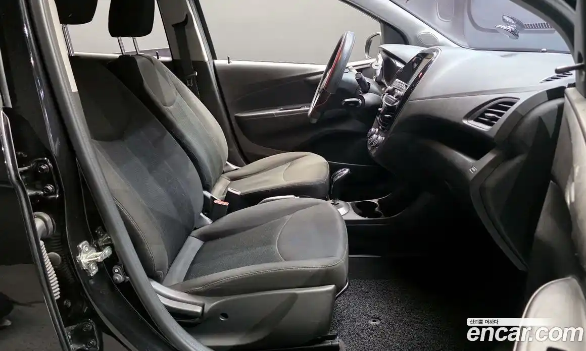 Chevrolet Spark 2019 1.0 Автомат в Москве № 41478, фото 20