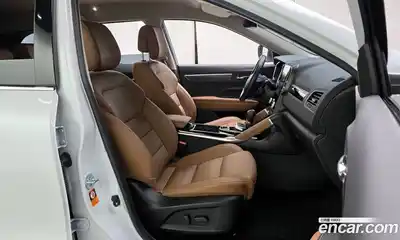 Renault QM6 2024 2.0 Автомат в Москве № 422997, миниатюра 10