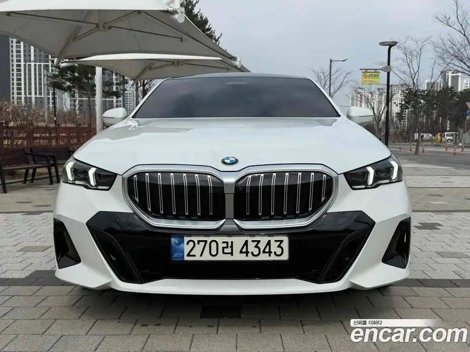 BMW 5-Series 2024 2.0 Автомат в Москве № 425247, фото 3