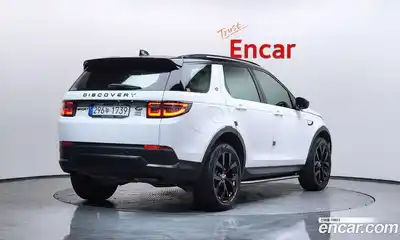 Land Rover Discovery Sport 2023 2.0 Автомат в Москве № 431268, миниатюра 2
