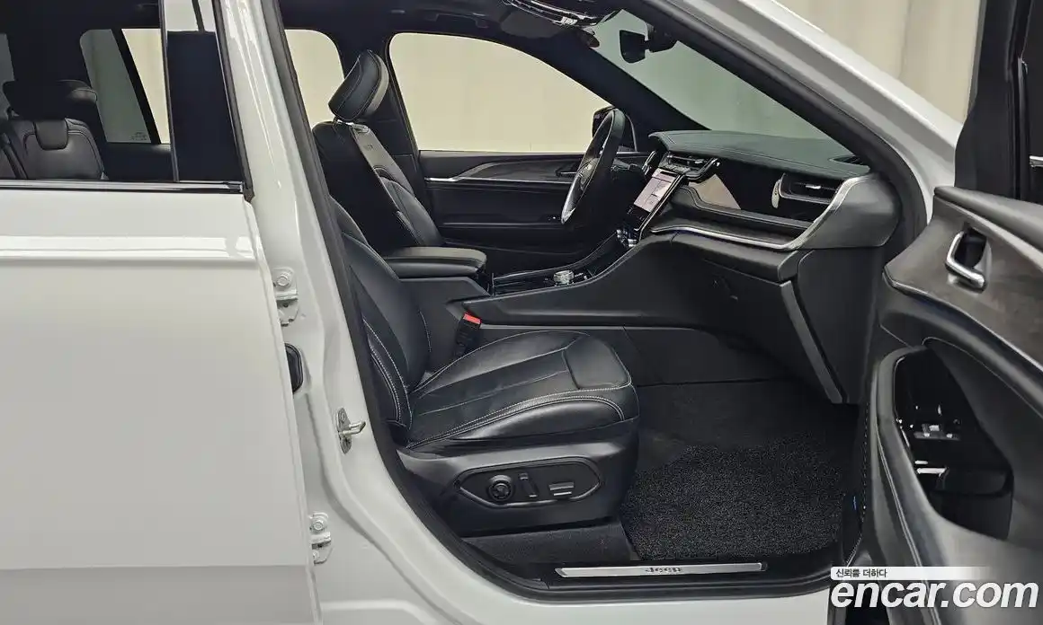 Jeep Cherokee 2022 3.6 Автомат в Москве № 432672, фото 11