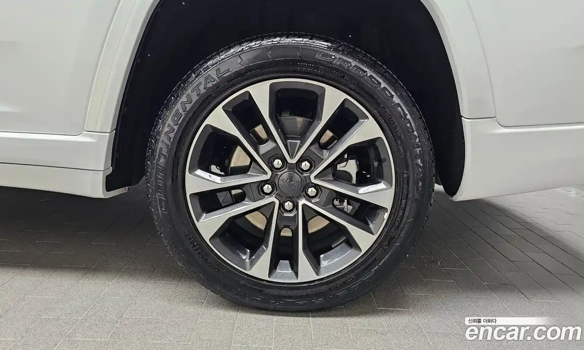 Jeep Cherokee 2022 3.6 Автомат в Москве № 432672, фото 5