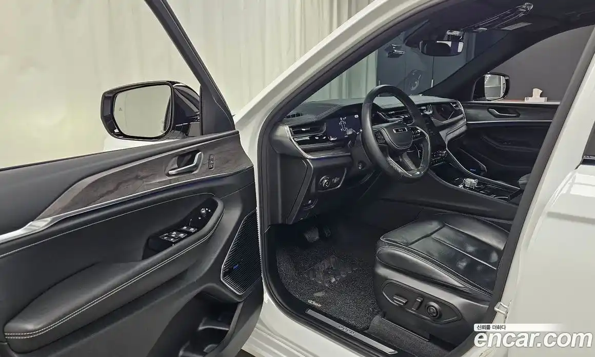 Jeep Cherokee 2022 3.6 Автомат в Москве № 432672, фото 10