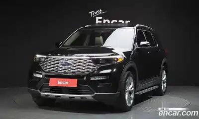 Ford Explorer, 2022